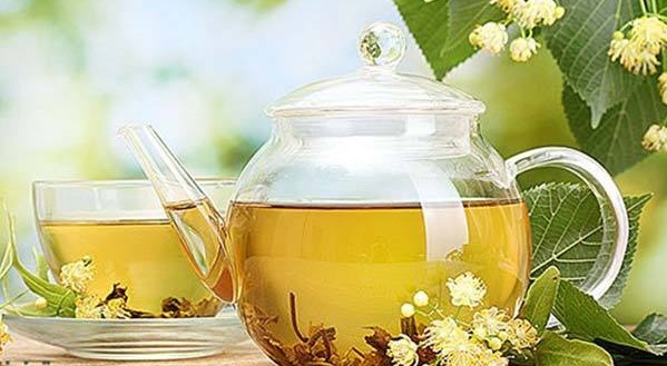 خواص و طرز تهیه شربت بیدمشک